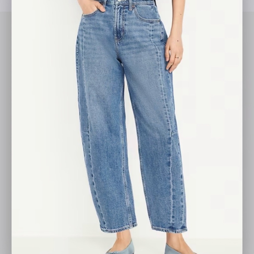 Old Navy Medium Wash High-Rise Barrel Leg Ankle Jeans Size 6 - Picture 7 of 7